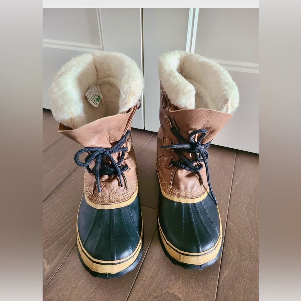 SOLD! Sorel CARIBOU Men’s 10 Waterproof Boot Worn Once